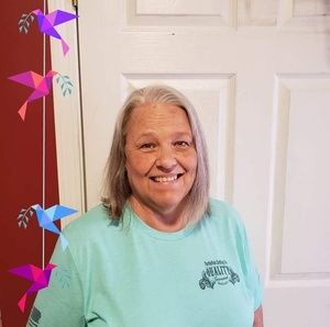 Meet your Posher, Debbie